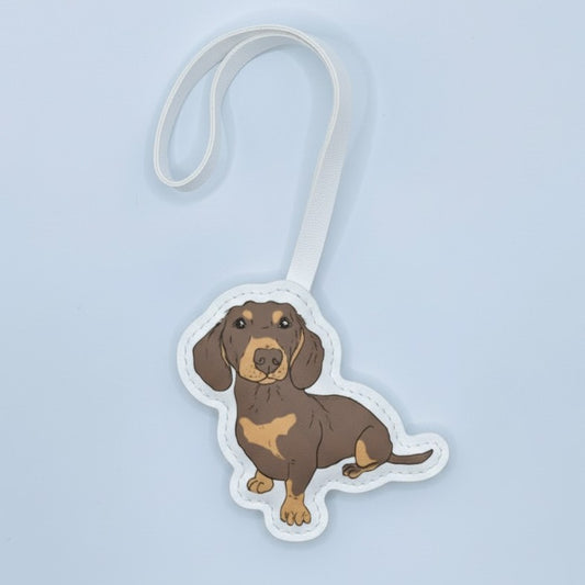 Brown Dachshund Bag Charm – Handmade Leather Dog Keychain for Women & Teens – Handmade Animal Purse Keychain Accessory for Tote & Handbag