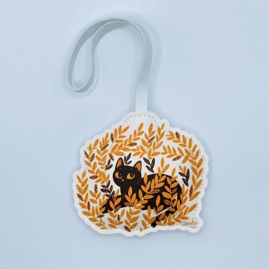 Cozy Fall Cat Bag Charm – Handmade Leather Keychain with Autumn Leaf Design – Handmade Animal Purse Keychain Accessory for Tote & Handbag