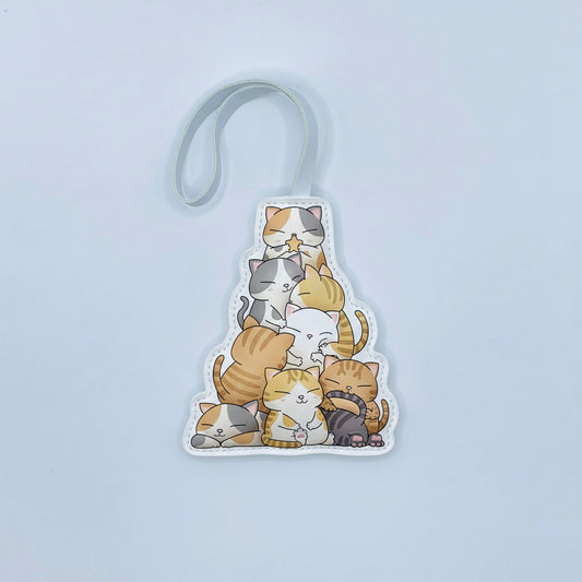 Holiday Cat Lover Gift – Cute Cat Pile Christmas Tree Leather Bag Charm – Handmade Animal Purse Keychain Accessory for Tote & Handbag
